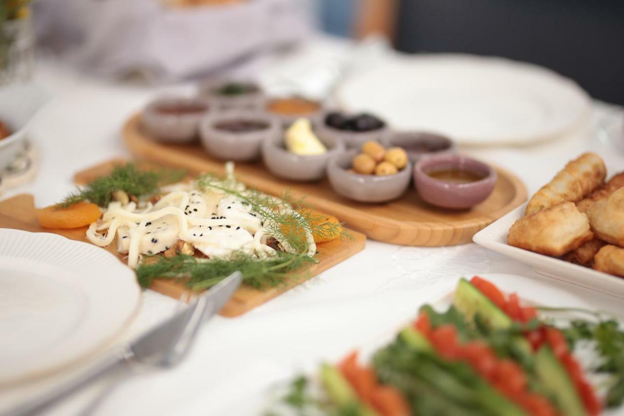 Ayvalı Moshinos Hotel מראה חיצוני תמונה