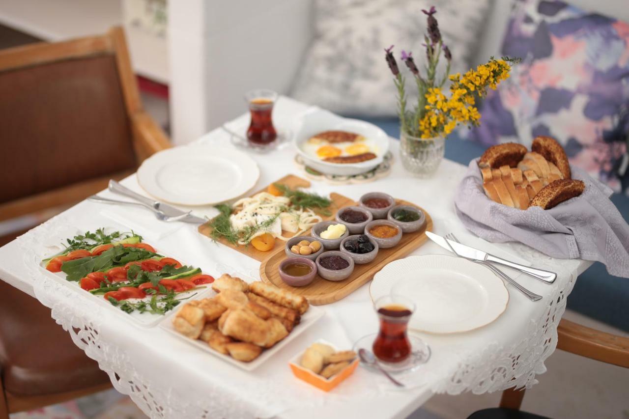 Ayvalı Moshinos Hotel מראה חיצוני תמונה