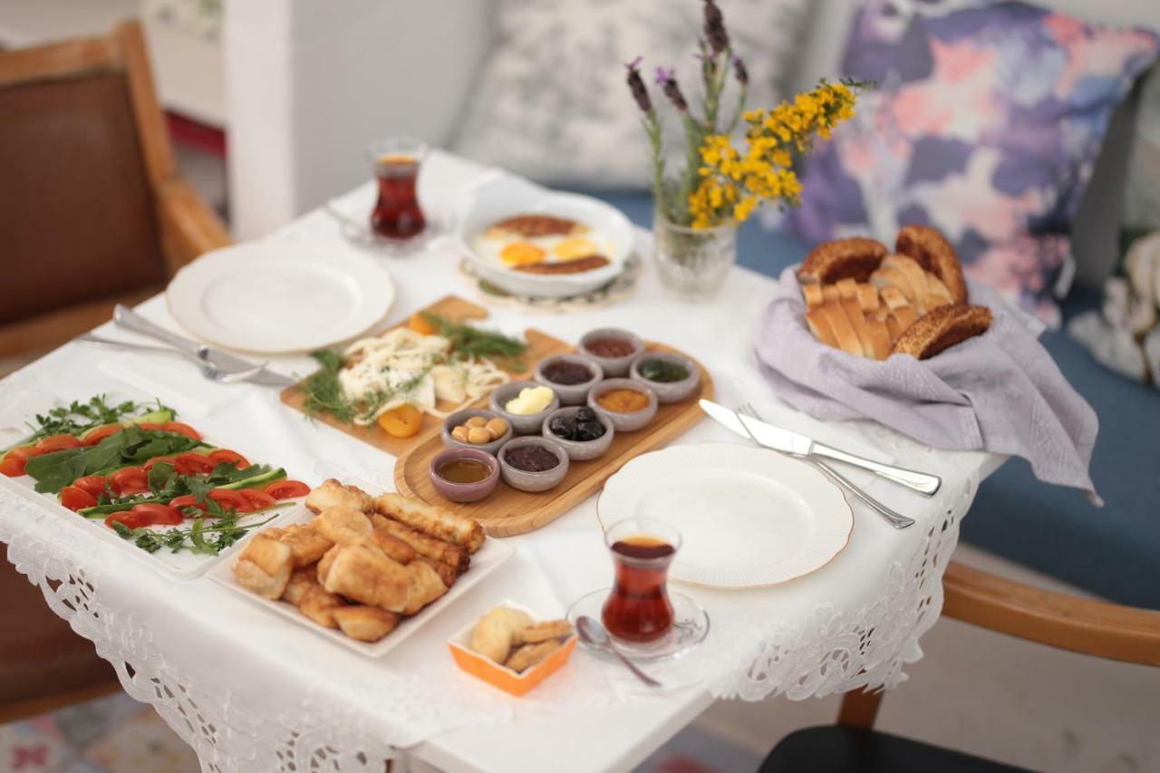Ayvalı Moshinos Hotel מראה חיצוני תמונה