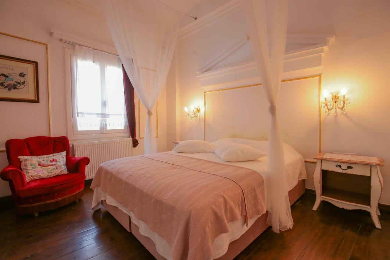Ayvalı Moshinos Hotel מראה חיצוני תמונה