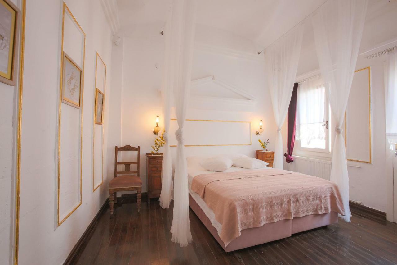 Ayvalı Moshinos Hotel מראה חיצוני תמונה